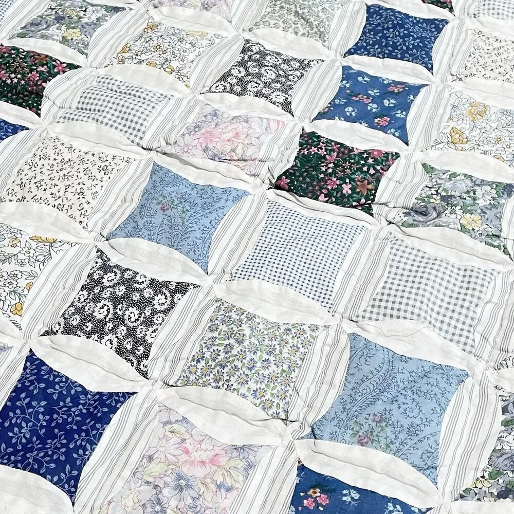 Vintage 1994 Cathedral Window Quilt White Blue Patchwork Floral 86 X 86